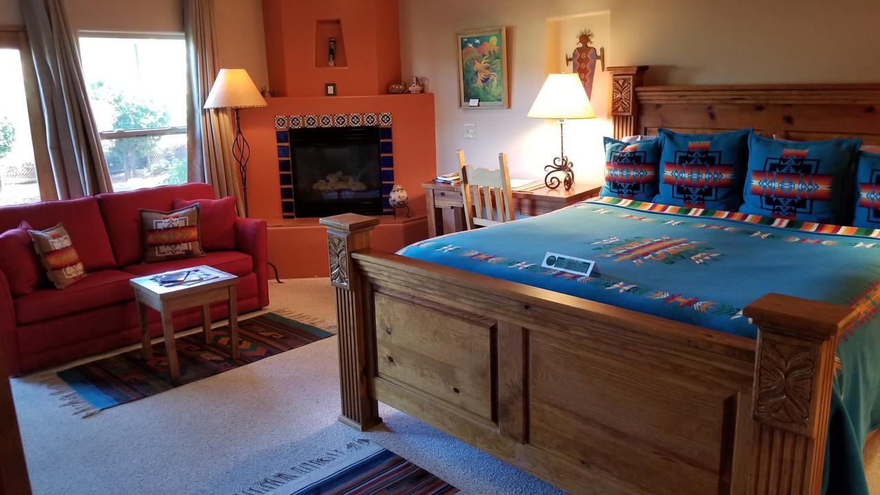 Adobe Hacienda Bed & Breakfast Седона Екстер'єр фото