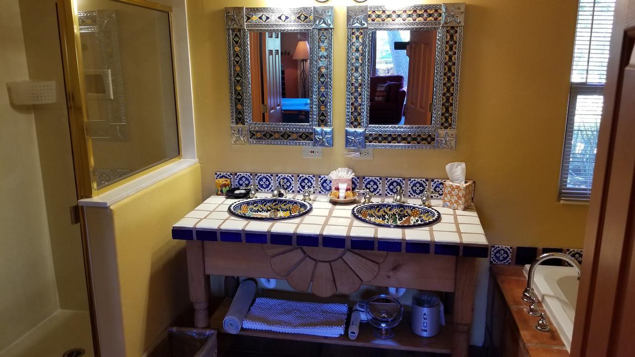 Adobe Hacienda Bed & Breakfast Седона Екстер'єр фото