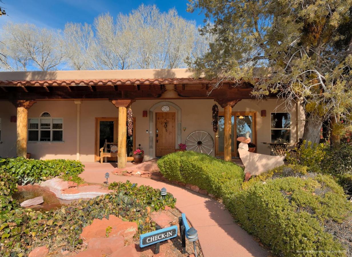 Adobe Hacienda Bed & Breakfast Седона Екстер'єр фото
